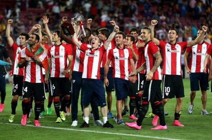 Aduriz hace campeón al Athletic tres décadas después