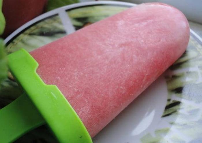 Haz sitio en el congelador: 20 recetas de helados y polos para hacer en casa