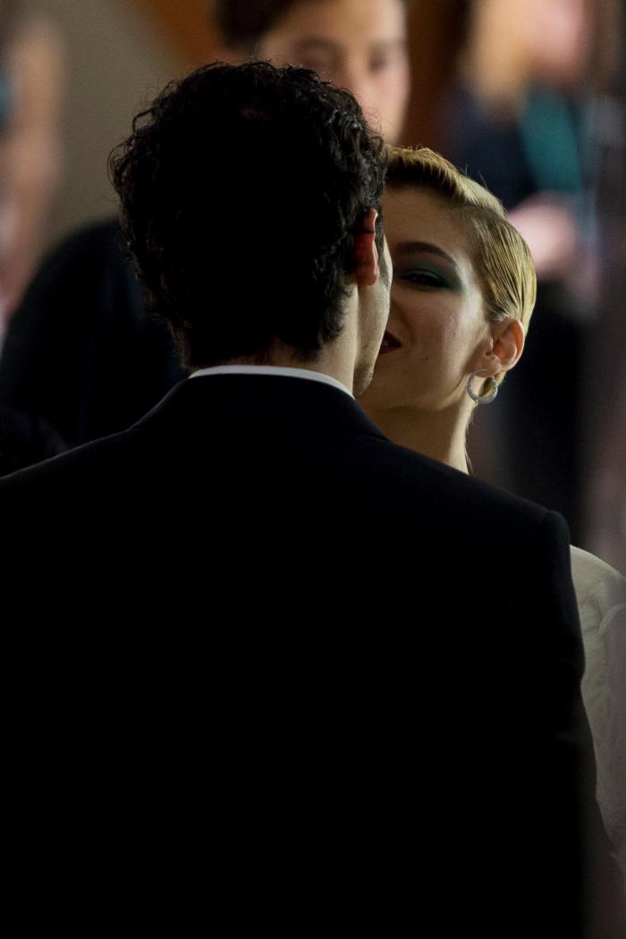 Úrsula Corberó y Chino Darín, acaramelados en su primer posado juntos