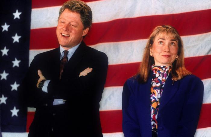 Hillary Clinton baja en las encuestas y Donald Trump sigue subiendo