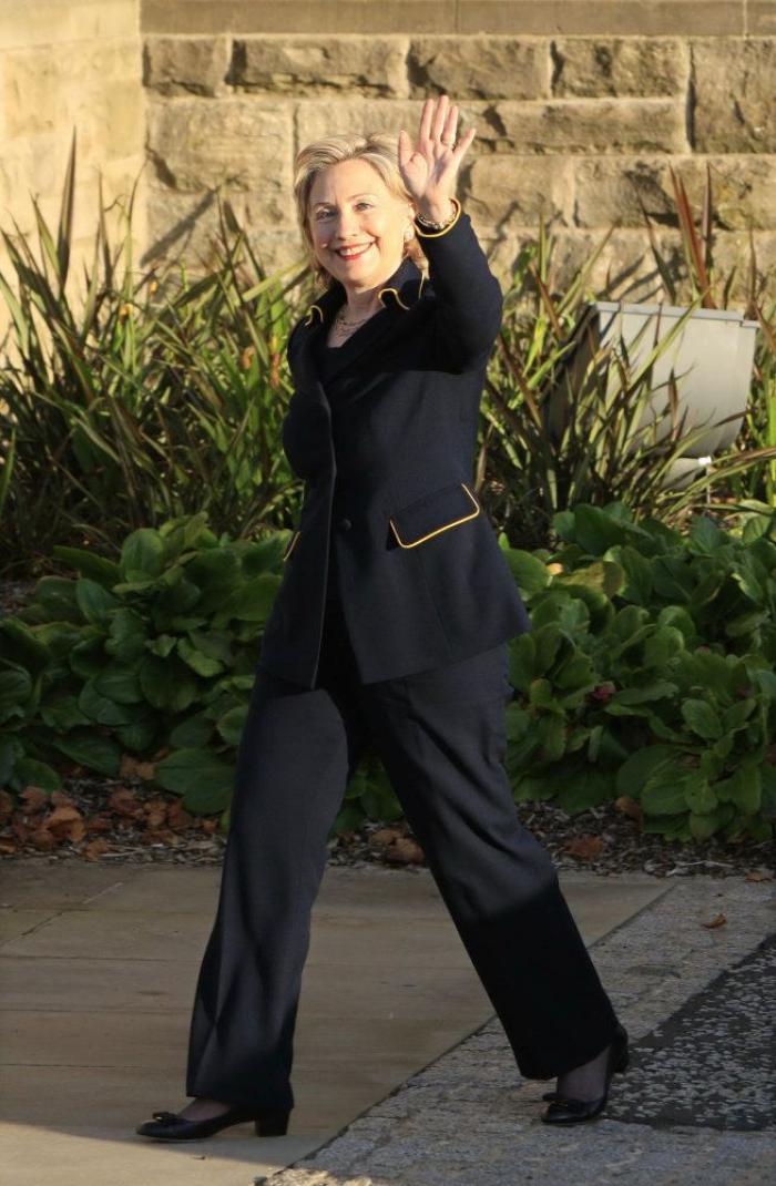 Hillary Clinton baja en las encuestas y Donald Trump sigue subiendo