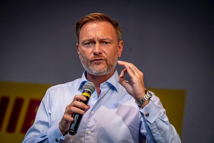 Primeros contactos por sorpresa de liberales y verdes para sumarse al futuro gobierno alemán