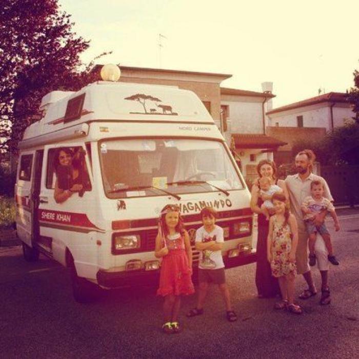 Las increíbles vacaciones nómadas de una familia italiana (FOTOS)