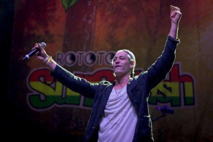 Matisyahu canta en el Rototom entre abucheos de parte del público y banderas palestinas