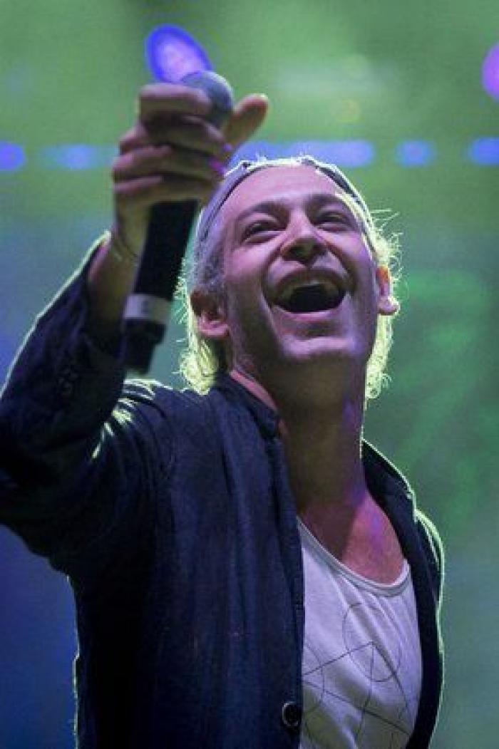 Matisyahu canta en el Rototom entre abucheos de parte del público y banderas palestinas