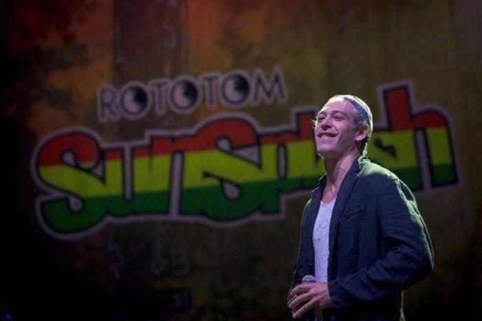 Matisyahu canta en el Rototom entre abucheos de parte del público y banderas palestinas
