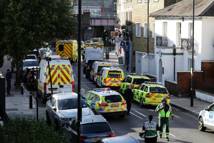 Un atentado terrorista con explosivos deja 22 heridos en el metro de Londres