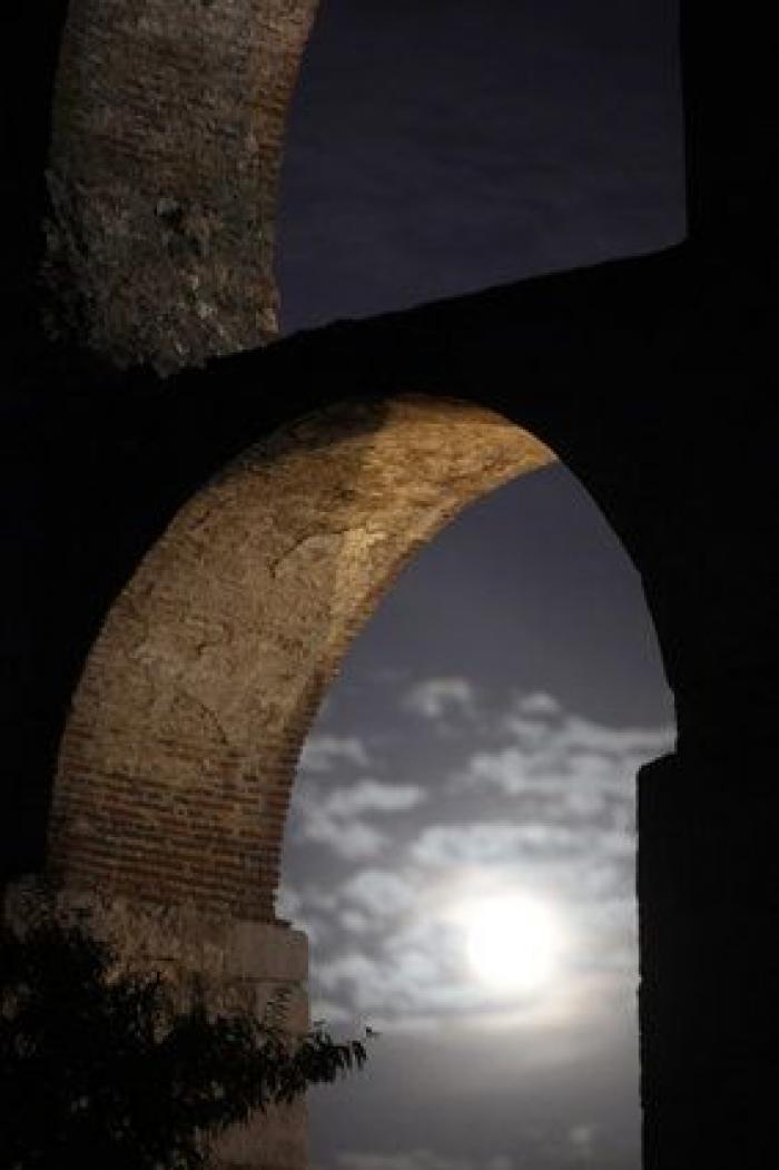 Las impresionantes imágenes de la 'superluna' de finales de agosto