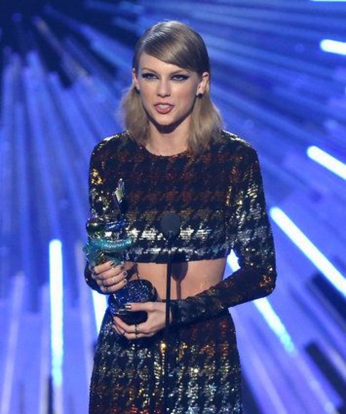 Los no-vestidos de Miley Cyrus en los MTV Video Music Awards 2015 (FOTOS)