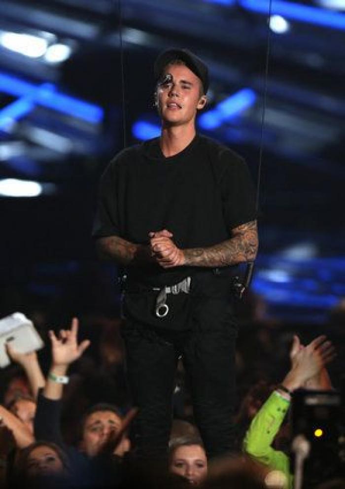 Los no-vestidos de Miley Cyrus en los MTV Video Music Awards 2015 (FOTOS)