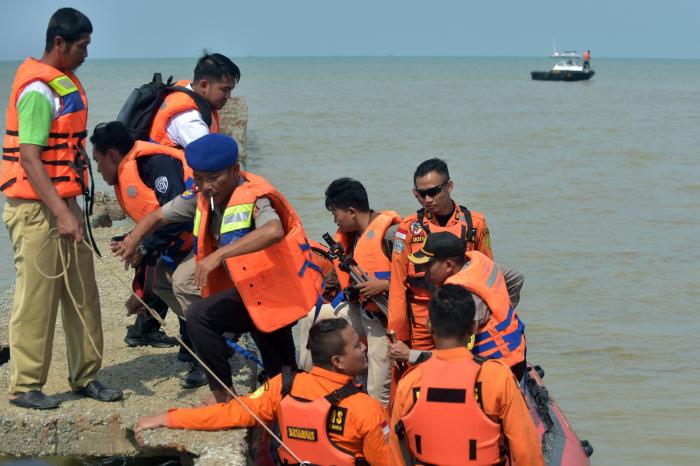 Un avión de Lion Air se estrella con 188 ocupantes en el mar de Java, en Indonesia