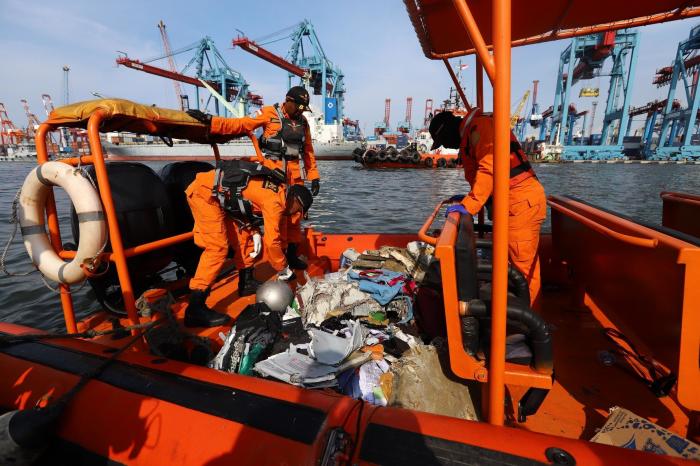 Un avión de Lion Air se estrella con 188 ocupantes en el mar de Java, en Indonesia