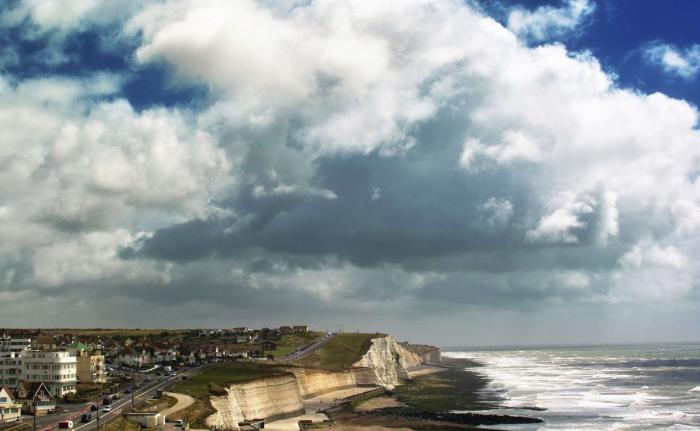 Un usuario capta la foto de esta nube y no paran de llover memes