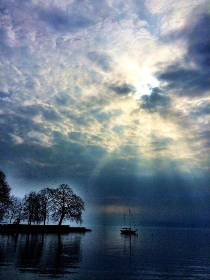 Un usuario capta la foto de esta nube y no paran de llover memes