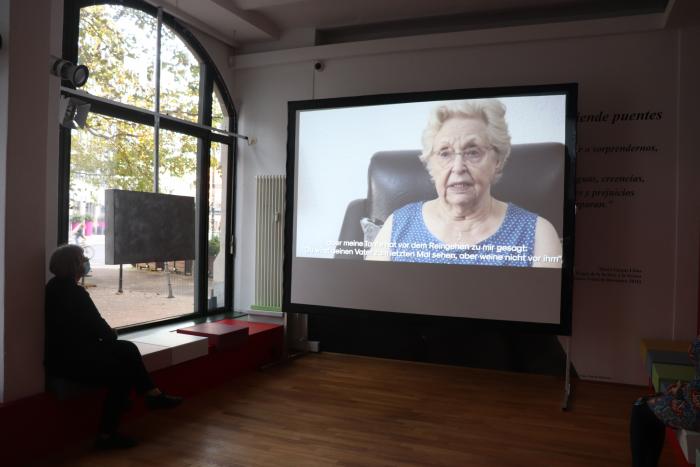 El horror y la resiliencia en una corbata: los objetos rescatados de los fusilados de Paterna