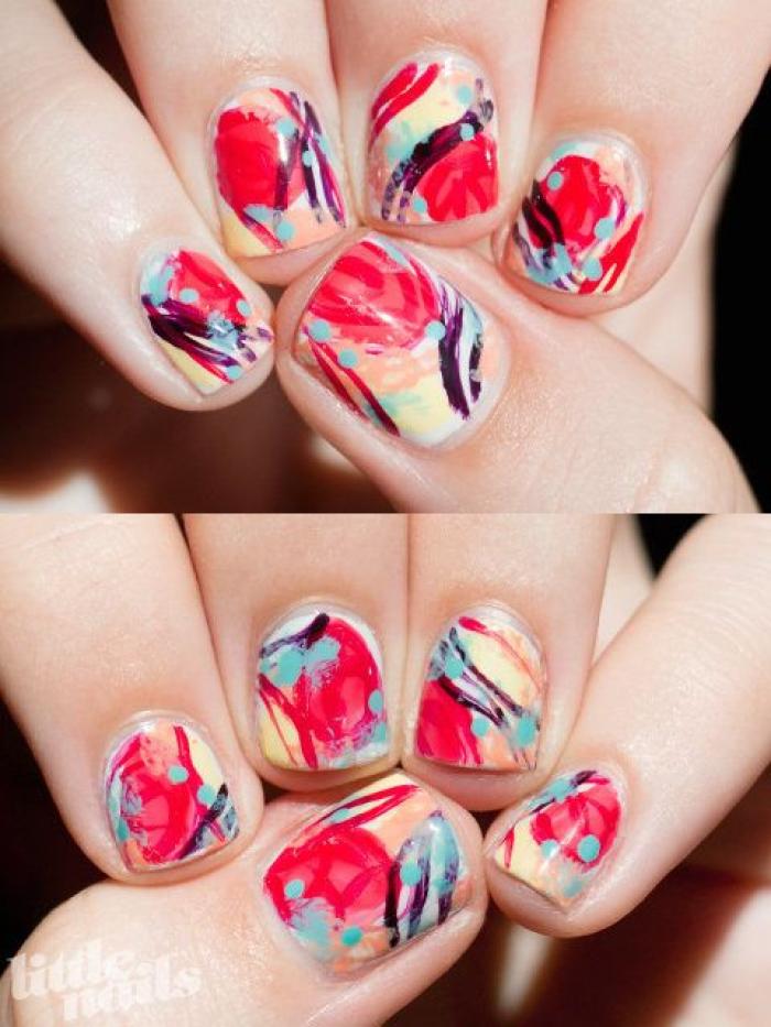 La genial reacción de un padre después de que su hijo sufriese 'bullying' por pintarse las uñas