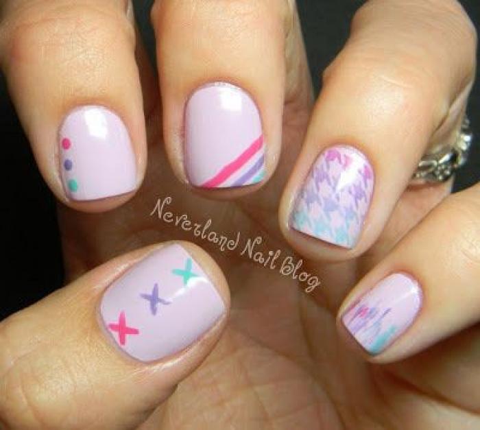 La genial reacción de un padre después de que su hijo sufriese 'bullying' por pintarse las uñas