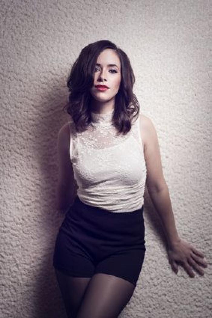 Rebekah Marine, la modelo con brazo biónico: "Luché demasiado tiempo contra mi imagen"