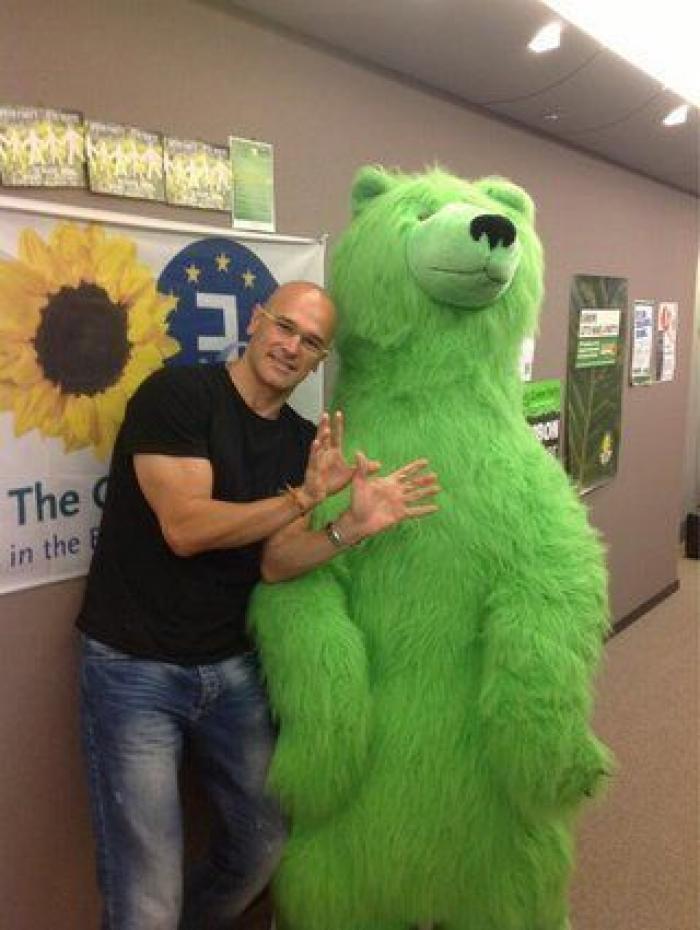 Raül Romeva: "Rajoy nos ayuda muchísimo a ganar votos con sus meteduras de pata"