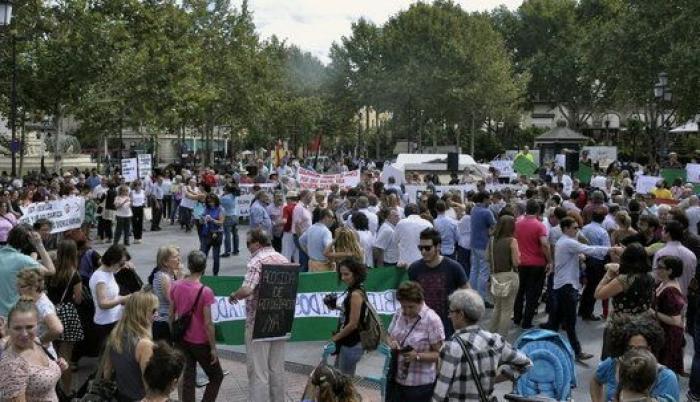 Decenas de miles de manifestantes expresan su apoyo a los refugiados en las principales ciudades europeas