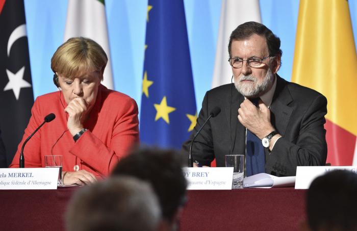 Rajoy anuncia una cumbre extraordinaria en Madrid sobre terrorismo e inmigración irregular