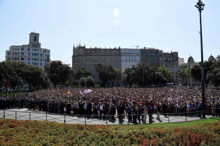 Las funerarias catalanas ofrecen sus servicios gratuitamente a las víctimas de los atentados