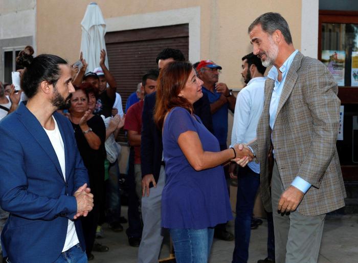 Un debilitado huracán Leslie mantiene a 13 provincias en alerta este lunes