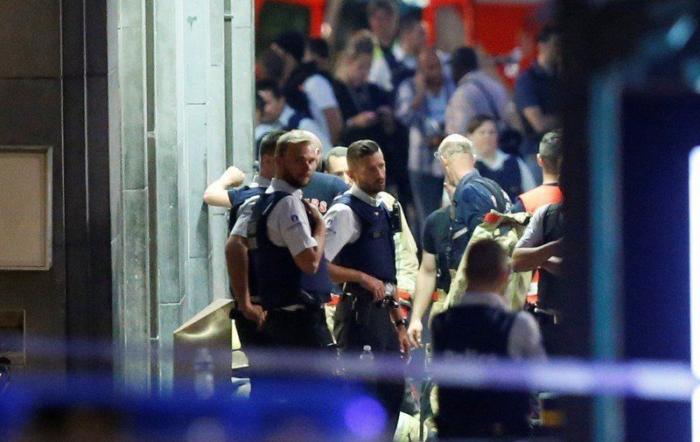 El aplaudido tuit de Pérez-Reverte sobre los eufemismos en la cobertura de atentados