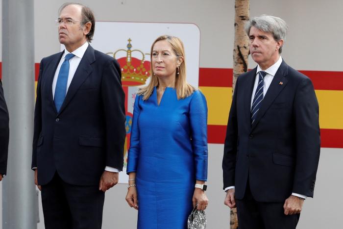 Los reyes presiden el primer desfile del 12 de octubre del Gobierno de Sánchez