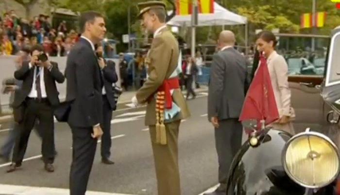 Los reyes presiden el primer desfile del 12 de octubre del Gobierno de Sánchez