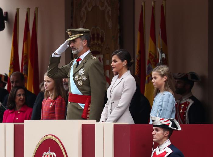 Los reyes presiden el primer desfile del 12 de octubre del Gobierno de Sánchez