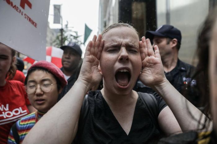 Taylor Swift expresa su opinión política y apoya a un candidato demócrata