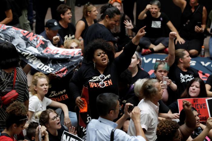 Taylor Swift expresa su opinión política y apoya a un candidato demócrata