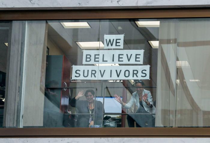 Taylor Swift expresa su opinión política y apoya a un candidato demócrata