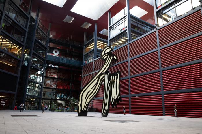 Un paseo por Embajadores, el barrio más 'cool' del mundo