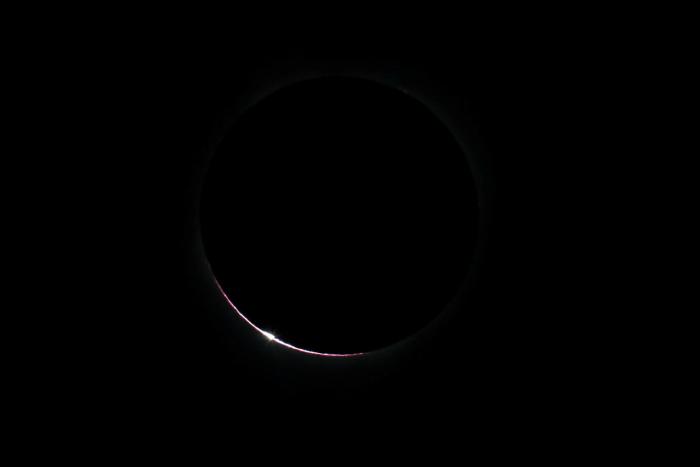 Unos padres se inspiraron en el eclipse para elegir el nombre de su hija