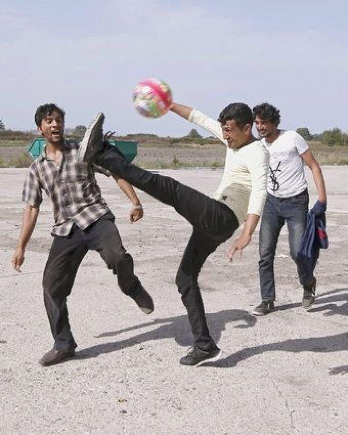 Los refugiados, más de 21.000 en tres días, llegan a Croacia a través de campos de maíz