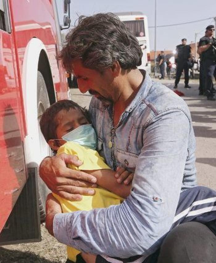 Los refugiados, más de 21.000 en tres días, llegan a Croacia a través de campos de maíz