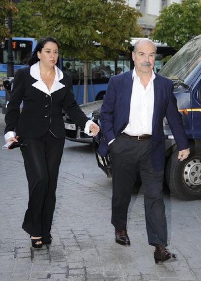 Isabel Preysler y Mario Vargas Llosa, de gala en el Teatro Real