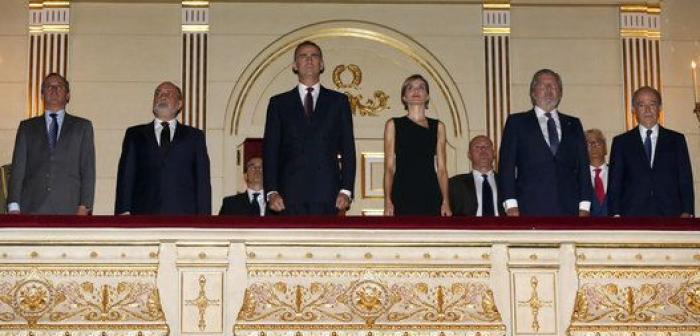 Isabel Preysler y Mario Vargas Llosa, de gala en el Teatro Real