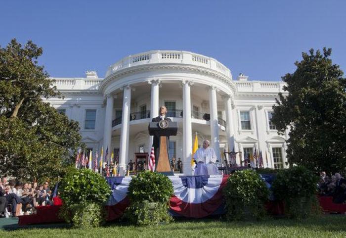 El papa, "hijo de inmigrantes", denuncia ante Obama cómo el sistema "excluye a millones"