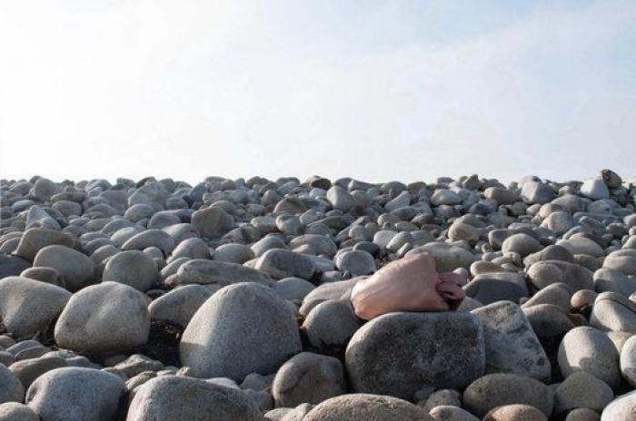 El contorsionista que transforma su cuerpo en el de un alienígena (FOTOS)