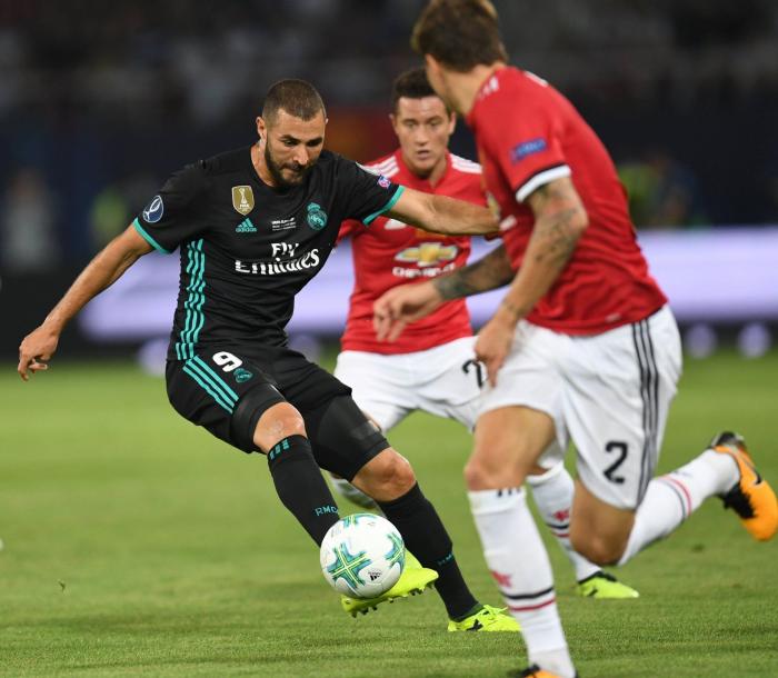 El ataque de Arbeloa al Barça y al árbitro de la Supercopa incendia Twitter: "Ni con 12, a pastar"