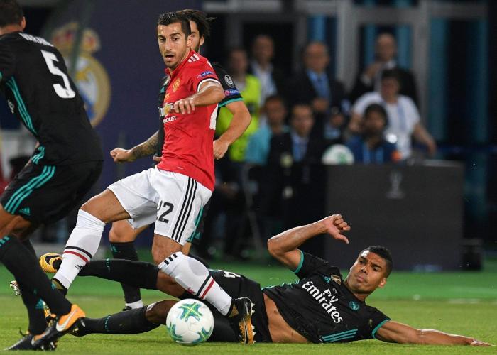 El ataque de Arbeloa al Barça y al árbitro de la Supercopa incendia Twitter: "Ni con 12, a pastar"