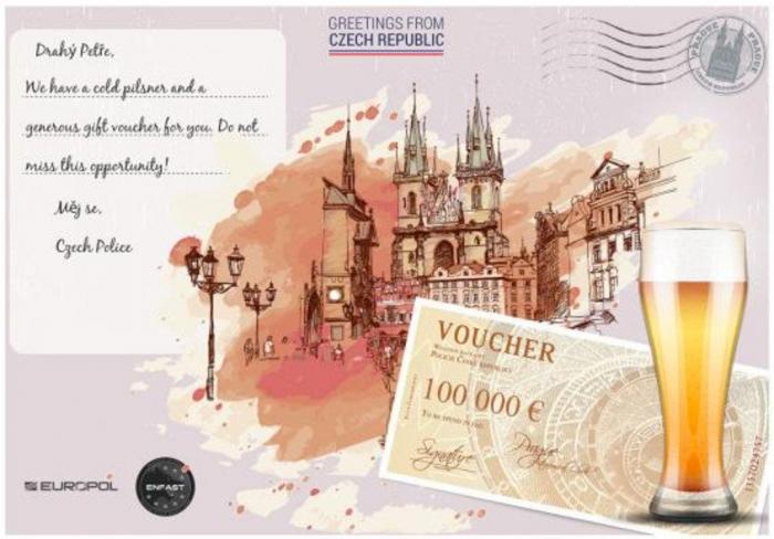 Europol envía postales veraniegas a los criminales más buscados para que vuelvan a sus países
