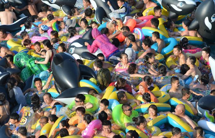 China a 32 grados, o cómo no quejarte nunca más de la piscina de tu barrio