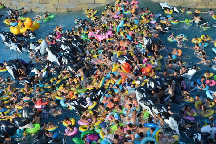 China a 32 grados, o cómo no quejarte nunca más de la piscina de tu barrio