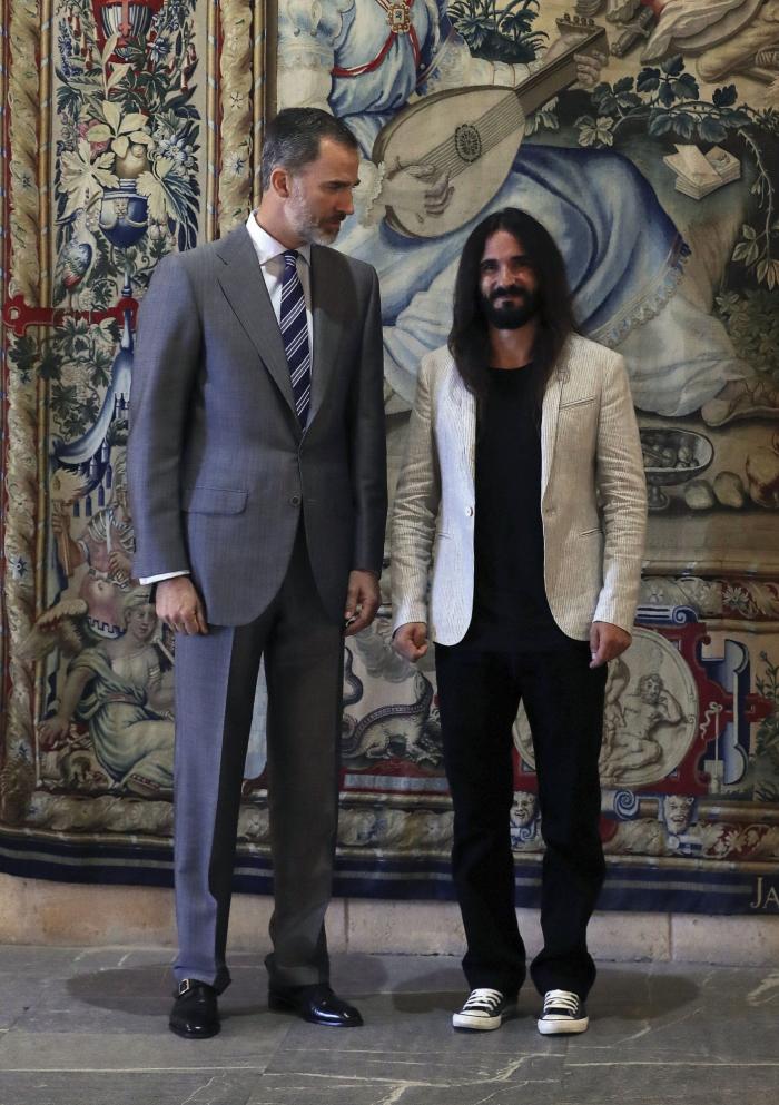 La dedicatoria del presidente del Parlamento balear al rey: "Bajo las carreteras de vuestro reino hay hombres que lucharon por la democracia"