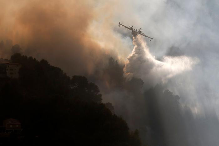 10.000 evacuados en el turístico sureste de Francia por un incendio
