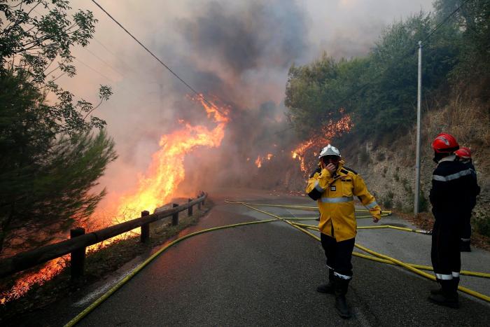 10.000 evacuados en el turístico sureste de Francia por un incendio